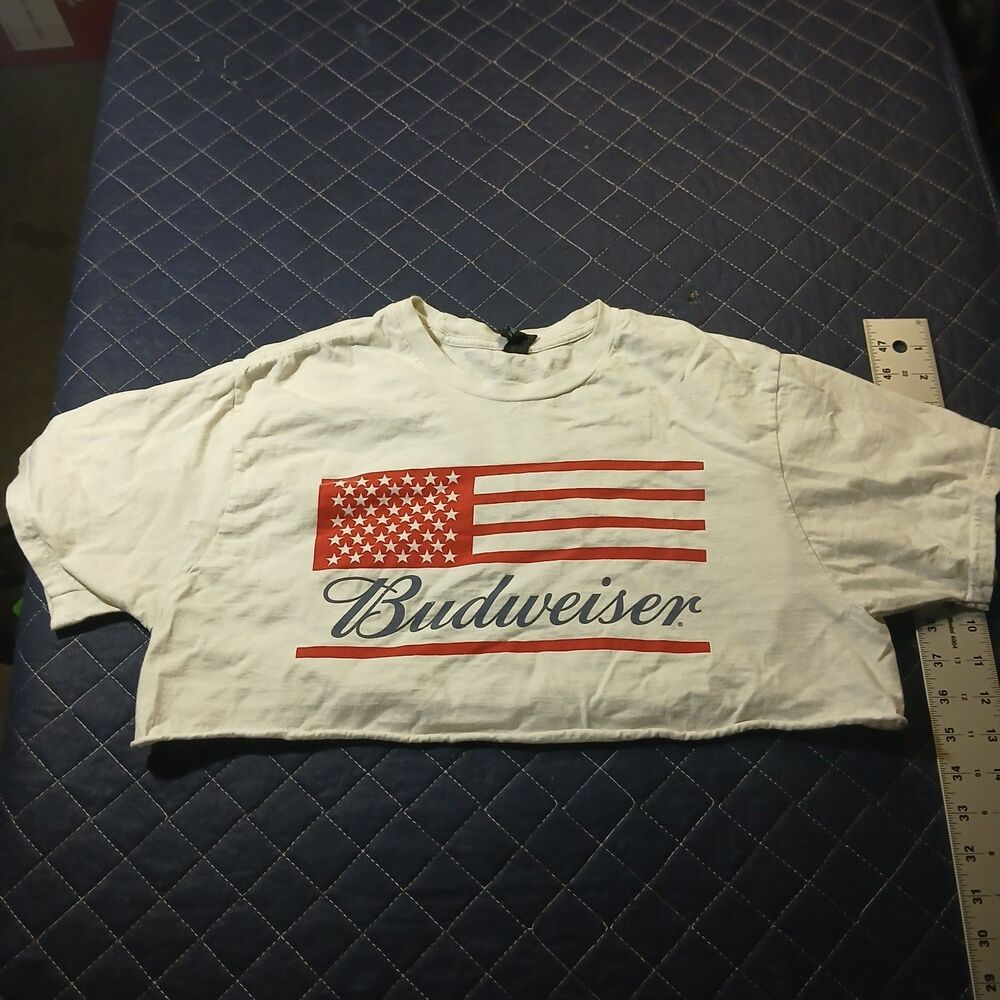 Vintage Budweiser Logo American Flag T-Shirt Red/White Crew Neck Cropped L